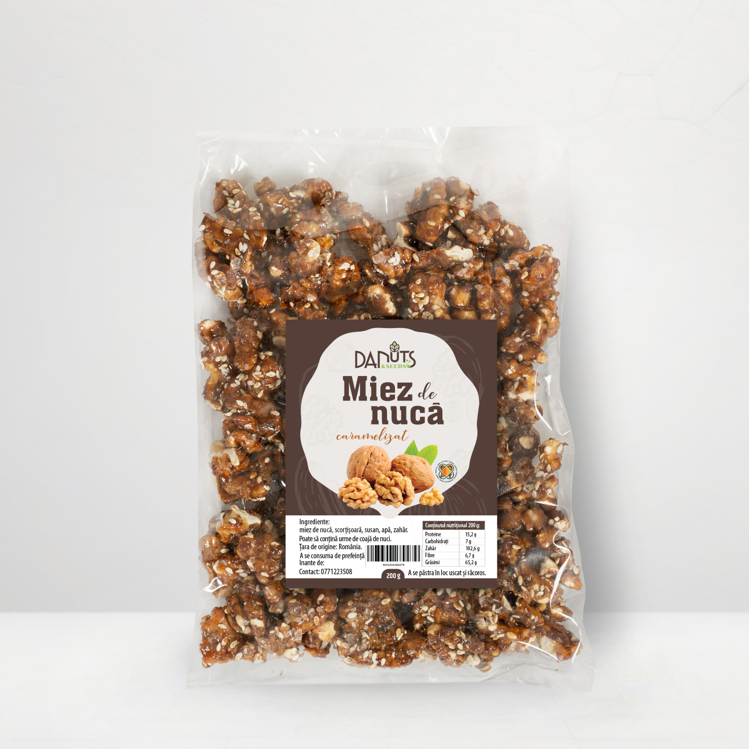 miez de nuca caramelizat susan scortisoara